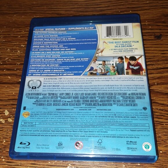 Dolphin Tale (Blu-ray/DVD, 2011, 2-Disc Set) - Picture 3 of 3